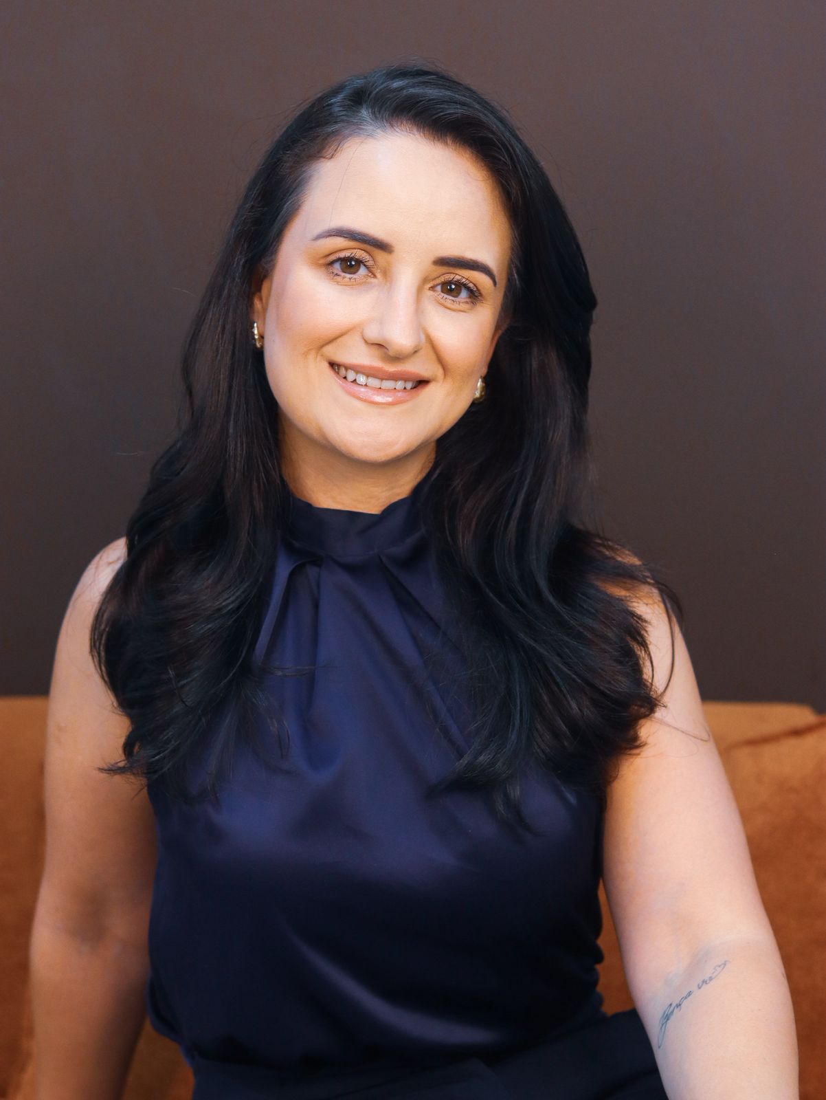 Adriani Lauffer, mentora de carreira e especialista em LinkedIn